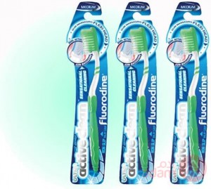 Mb.Fluorodine Tooth Brush Ultra Active Clean Medium (2835)